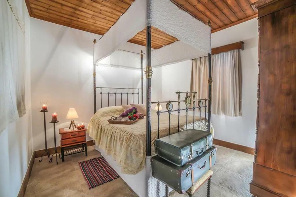Lofou Traditional House Екстериор снимка