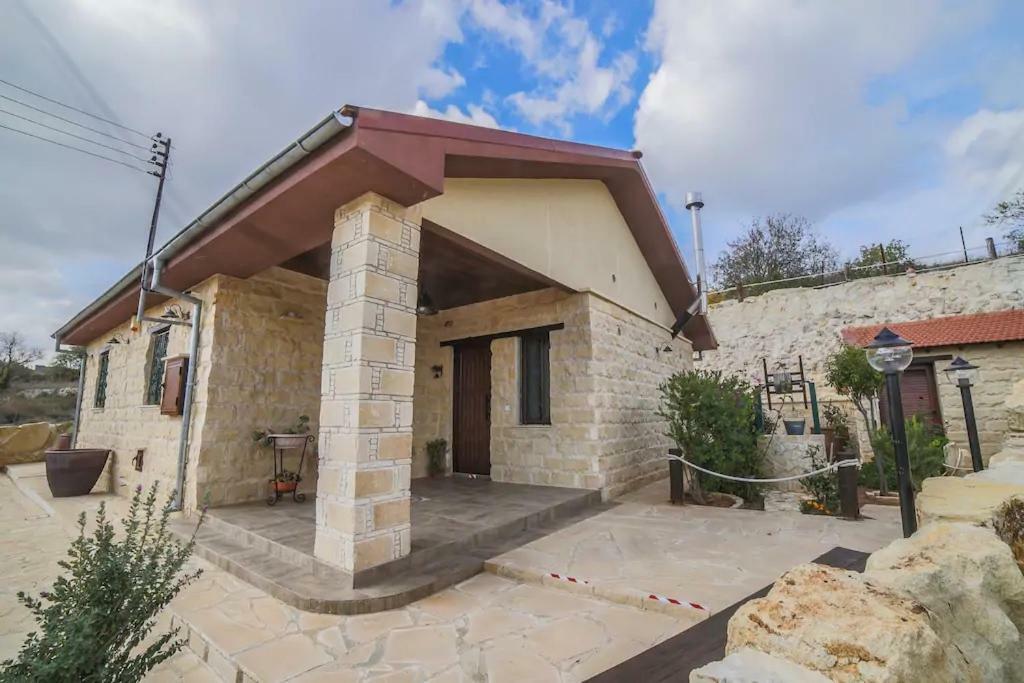 Lofou Traditional House Екстериор снимка